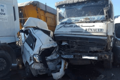 حادث مرور خطير بالبويرة.. إصطدام تسلسلي لـ3 شاحنات و3 سيارات