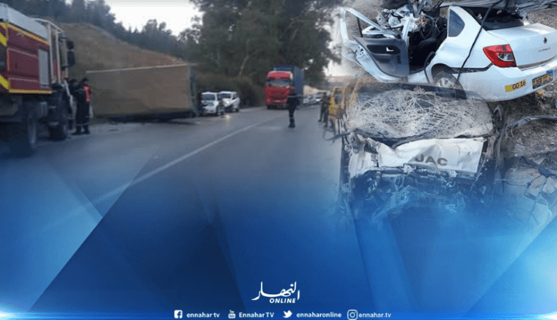 وفاة 4 أشخاص وإصابة ثلاثة آخرين في حادث مرور بخنشلة