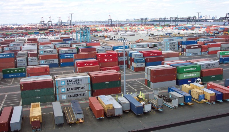 محطات لنقل الحاويات من الموانئ في 6 ولايات