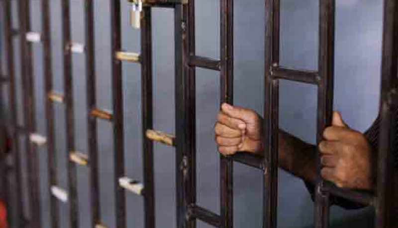 20 سنة سجنا لـ 3 بارونات حاولوا تهريب المخدرات إلى تونس