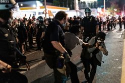 مظاهرات أمريكا.. فرض حظر التجوال في 25 مدينة