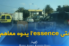 شاهد..طوابير المغتربين أمام محطات البنزين قبل مغادرتهم البلاد