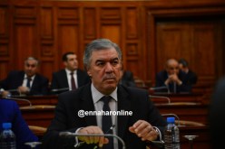 حجار يُجبر المدراء على عقد إجتماعات دورية مع النقابات