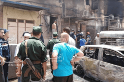 بالصور..حريق يلتهم محلين تجاريين و سيارتين بغرداية
