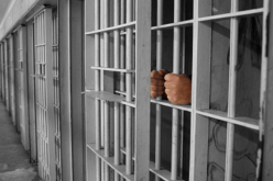 إصابة 11 شخصا في حريق في سجن غرب ألمانيا