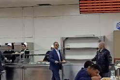 بالصور.. توفيق حكار في زيارة إلى حاسي مسعود