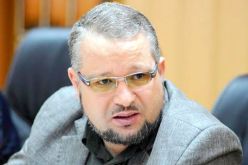 حمدادوش: “لا يوجد أيُّ انتقال ديمقراطي إلا بالتفاوض “