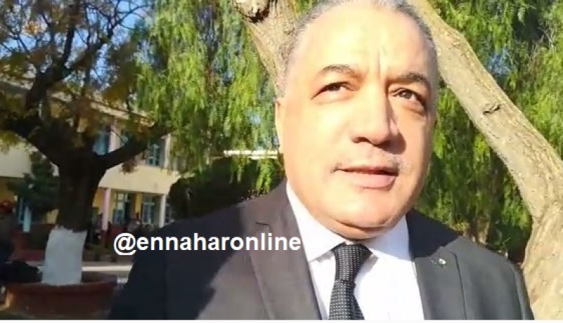 الطاهر خاوة: الإنتخابات تمت في جو ديمقراطي و”كيما حبها رئيس الجمهورية”