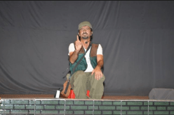 الفكاهي حكيم دكار يعود بـ “خباط كراعو” في يوم الفنان