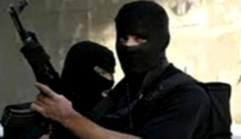 عصابة دواعش “مدّرحين” يسطون على فيلاّ بالحمّامات
