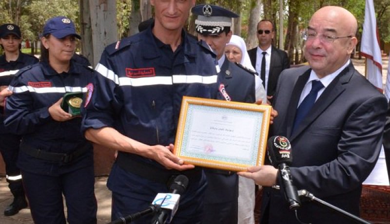 هذا ما قاله وزير الداخلية عن شجاعة عون  الحماية المدنية عبد القادر سحنون