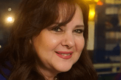 دلال عبد العزيز تحتاج زراعة رئة وأسرتها ترفض الجراحة