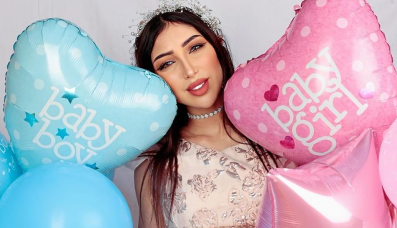 بالصور.. دنيا بطمة تُرزق بمولودتها الثانية