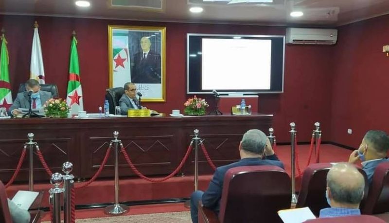 إجتماع وطني للديوان المهني للحبوب حول حملة الحرث والبذر