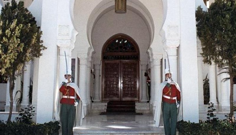 إنهاء مهام  مدير الإتصال والصحافة برئاسة الجمهورية عادل قنسوس