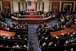 إدارة ترامب تعلن التوصل إلى إتفاق مع مجلس الشيوخ بشأن مشروع لمواجهة كورونا