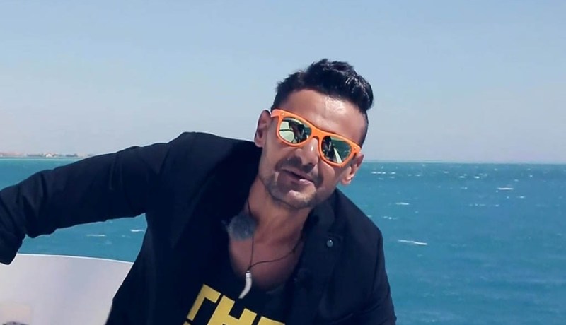 الفنان رامز جلال .. فتاة متوحّشة