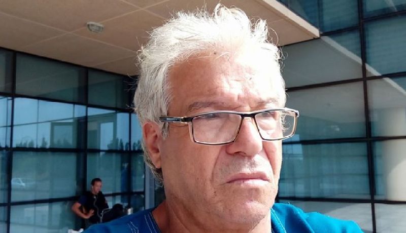 الفنان رحال زوبير في حالة صحية حرجة بمستشفى بوهران