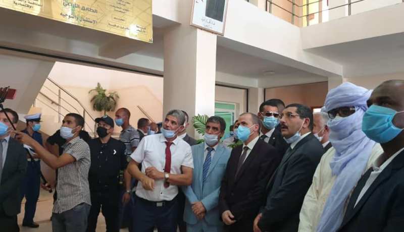 رزيق : إطلاق خدمة السجل التجاري المتنقل بإليزي قريبا