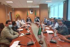 رزيق وبكاي يجتمعان بمنتجي ومستوردي المستلزمات والأدوات المدرسية