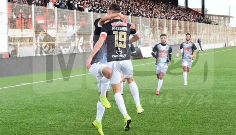 رضواني ينفي اتفاقه مع اتحاد العاصمة !