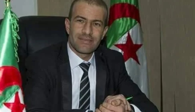 روبايين:ندعم كل حل سياسي للخروج من الأزمة و الاقتصاد في خطر