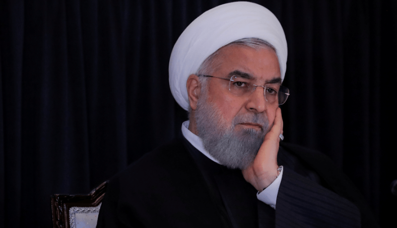 روحاني: علينا أن نتعود على الحياة مع فيروس كورونا