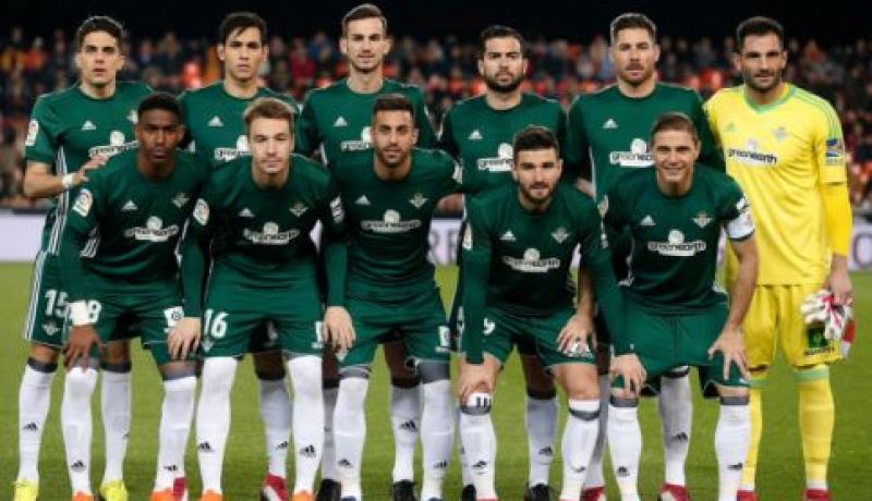 بودبوز يغيب وماندي حاضر في سقوط ريال بيتيس ضد عملاق الليغا