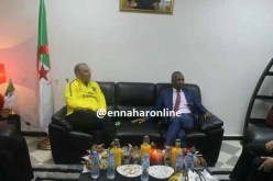 الوزير زعلان يلعب “البالون” مع إتحاد تبسة