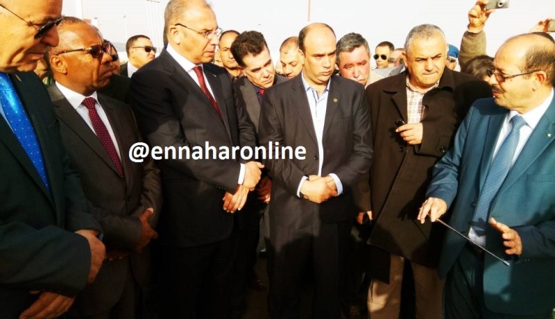 فتح النقل الجوي والبحري للبضائع أمام الخواص موازاة مع اقتناء بواخر وطائرات جديدة