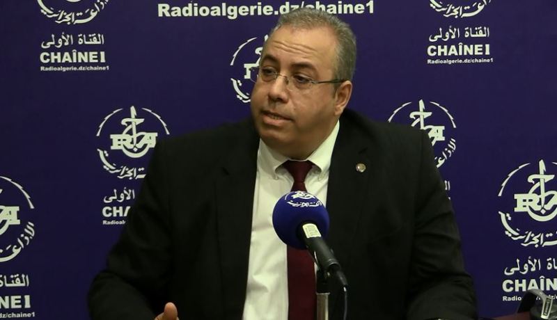 زغدار: الجزائر مطالبة بالتخلي عن التبعية للمحروقات.. والتوجه للطاقات المتجددة هو الحل