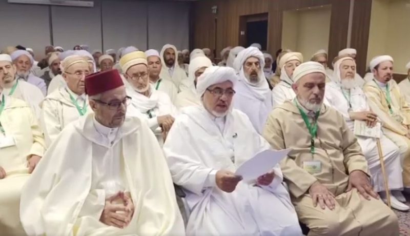 شيوخ الزوايا بوهران يؤيدون مشروع تعديل الدستور ويدعون الجزائريين للمشاركة بقوة يوم 1 نوفمبر