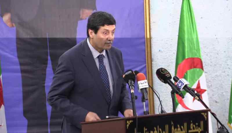 زيتوني: الوزارة احصت 1277 مقبرة للشهداء و1449 مركز للتعذيب