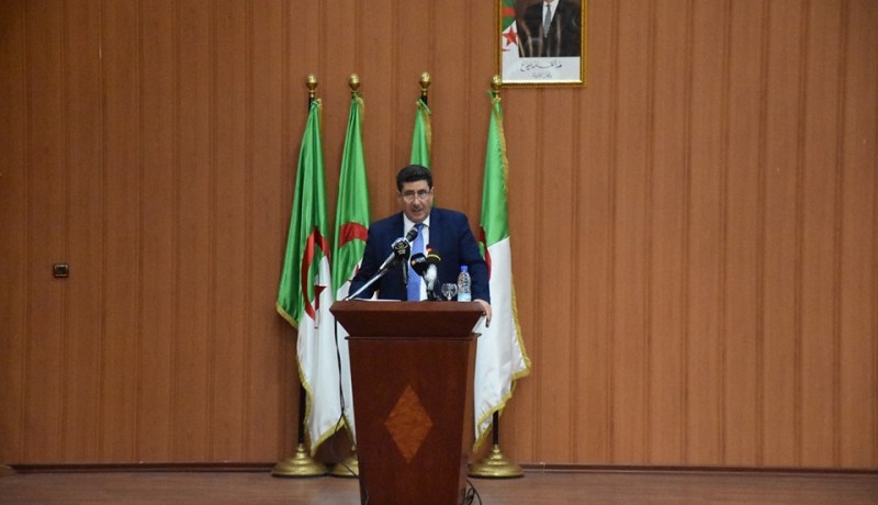 شريف عماري يدعو الفلاحين والمستثمرين إلى ترشيد مياه السقي