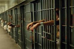 إصابة نزلاء أكبر سجن في العالم بـكورونا.. عمدا