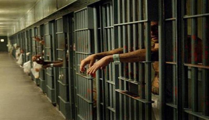 إصابة نزلاء أكبر سجن في العالم بـكورونا.. عمدا