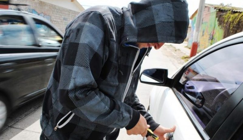 التماس 20 سنة سجنا لعصابة “دزيري” سطت على أجهزة مذياع “كليو4” بالعاصمة