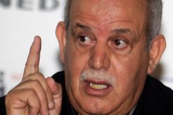 سعدان: ” كرة القدم الجزائرية راي تعاني”