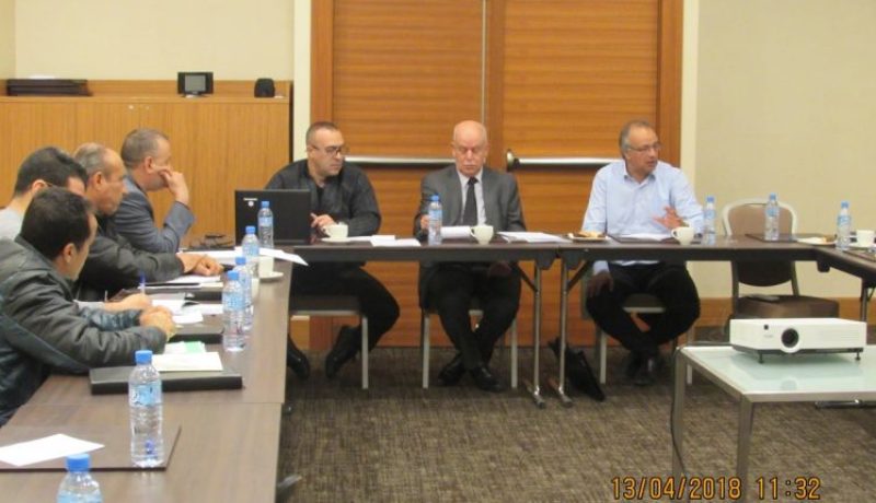 سعدان يجتمع بالمدراء الفنيين الجهويين بتلمسان