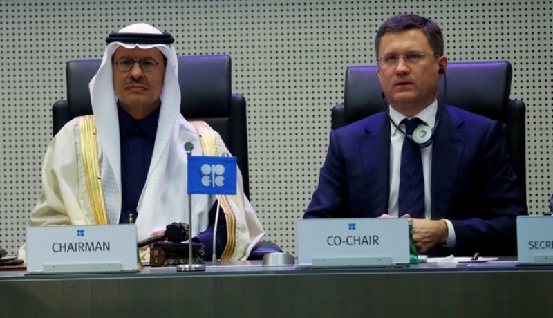 وزير الطاقة السعودي يناقش أوضاع سوق النفط الدولية مع نظيره الروسي