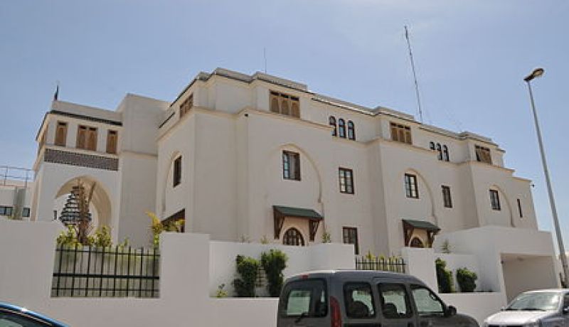 حملة لجمع التبرعات لفائدة الجزائريين العالقين بتونس بسبب جائحة كورونا