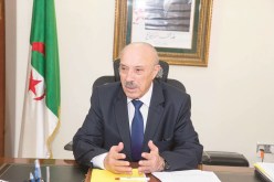 سفير الجزائر في الدوحة يتباحث مع أفراد الجالية لإشراكهم في الإستثمار بقطاع المؤسسات المصغرة