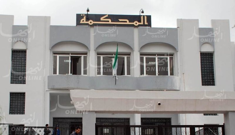 عام حبسا نافذا لإمرأة حاولت إدخال إبر خياطة لمتهمين داخل المؤسسة العقابية بالوادي