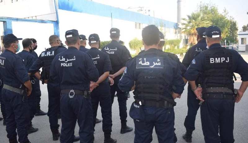 سكيكدة.. توقيف 3 أشخاص متورطين في عدد من القضايا