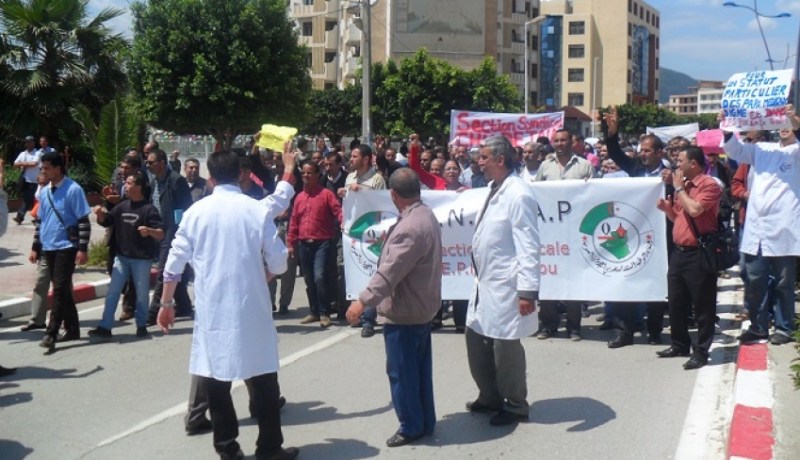 السناباب تدعم الحراك الشعبي وتعلن عن إحتجاج وطني يوم 25 مارس