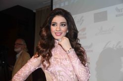 سهيلة بن لشهب تحتفي بعيد الثورة الجزائرية