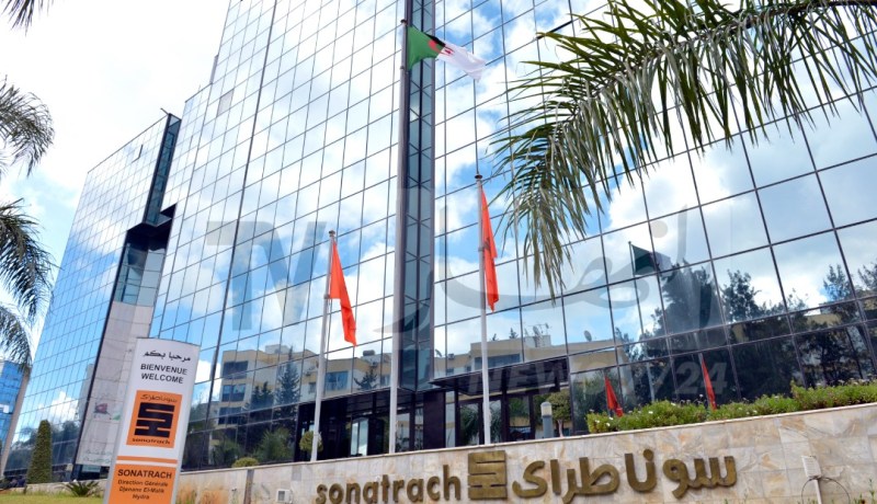 إدارة سوناطراك والنقابة تتوصلان لاتفاق جماعي لتسوية الوضعية المهنية والاجتماعية للعمال