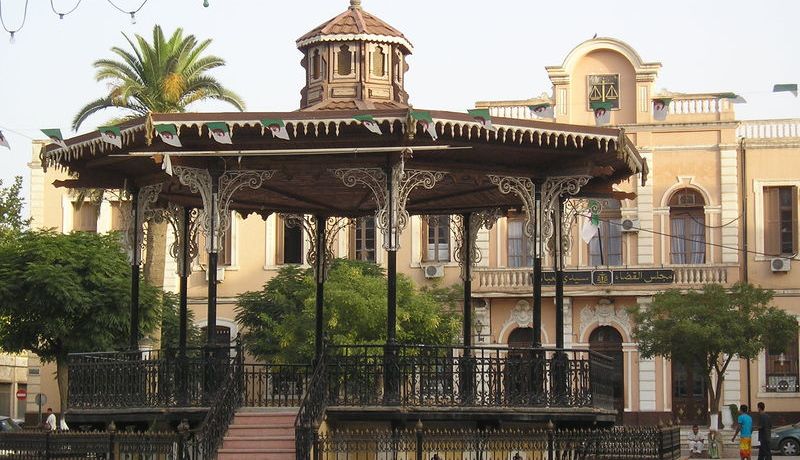 سيدي بلعباس.. حوالات بريدية لتعويض قفة رمضان