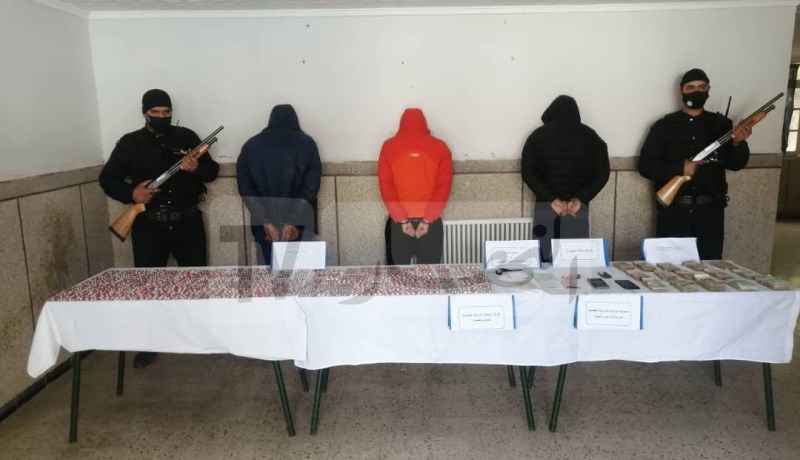 بالصور.. تفكيك شبكة إجرامية تروّج الأقراص المهلوسة في سيدي بلعباس