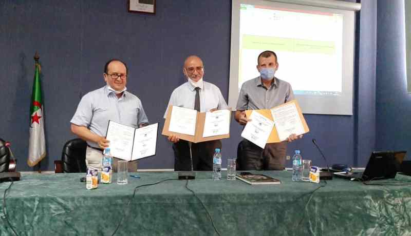 اتفاقية بين الجامعة الصناعية وجامعة جيجل لانجاز مصنف المهن الصناعية لمركب بلارة